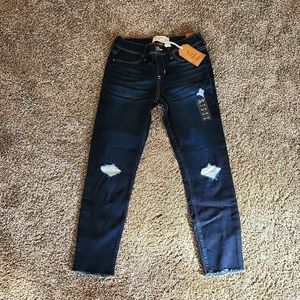 Abercrombie Kids Girl's Pull-On Ankle Jean Leggings -  size 13/14